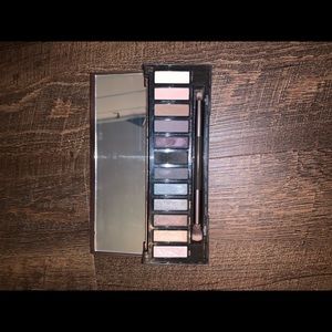 Urban Decay - Naked Smokey palette